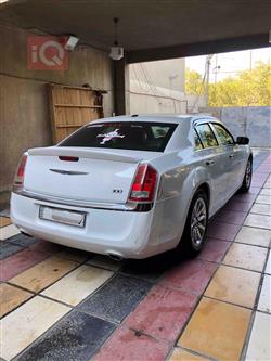 كرايسلر 300